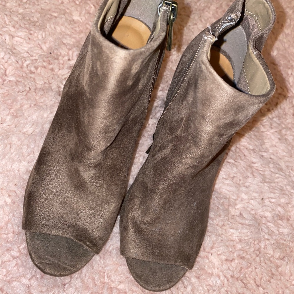 Open toe boots